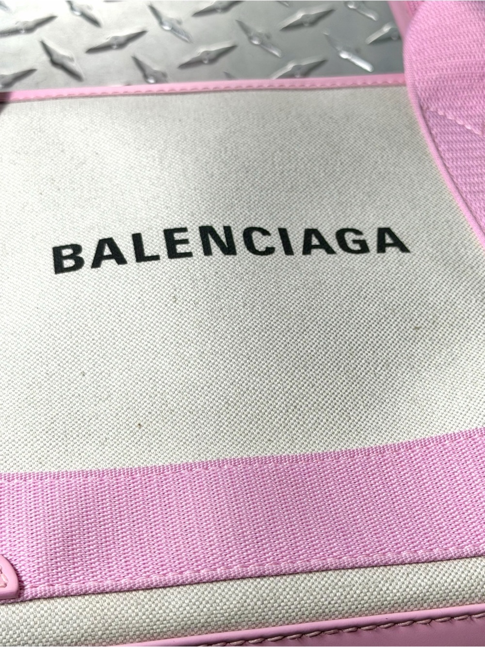 Balenciaga Navy Cabas XS Logo Canvas Tote in Pink - Picture 9 of 12